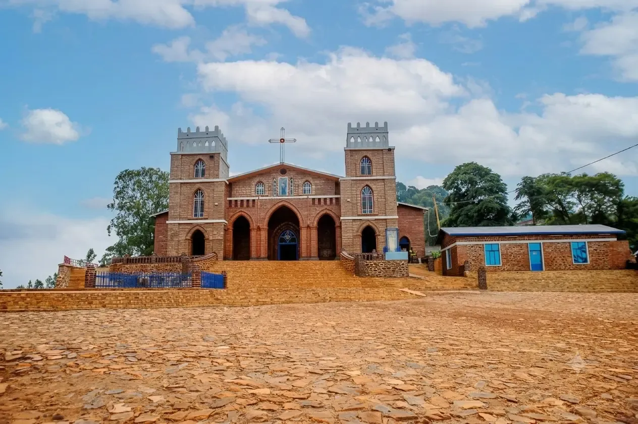 Basilique de Mugere : Histoire et Pèlerinage au cœur du Burundi